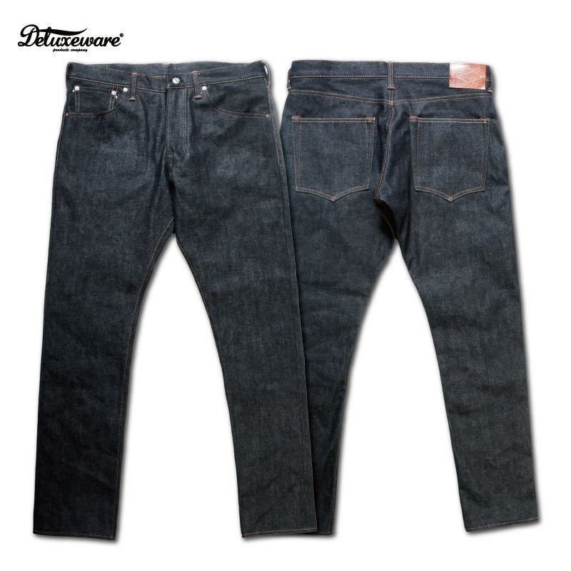 デラックスウエア　スリムストレートジーンズ