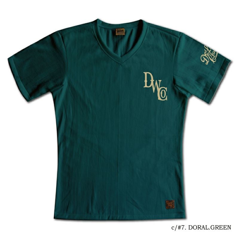 大人な雰囲気のVネックTシャツ特集 | デラックスウエア公式オンライン